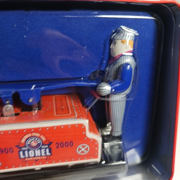 Lionel Trains Centennial 1900-2000 Schylling Railroad Hand Car w Key Tin Toy - Picture 4 of 7